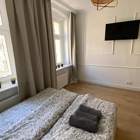 Apartamenty Kattowitz Lägenhet *