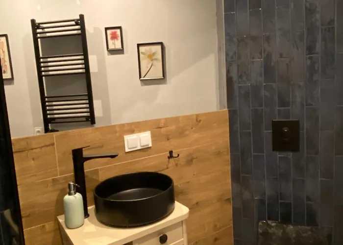 Apartamenty Kattowitz Lägenhet *